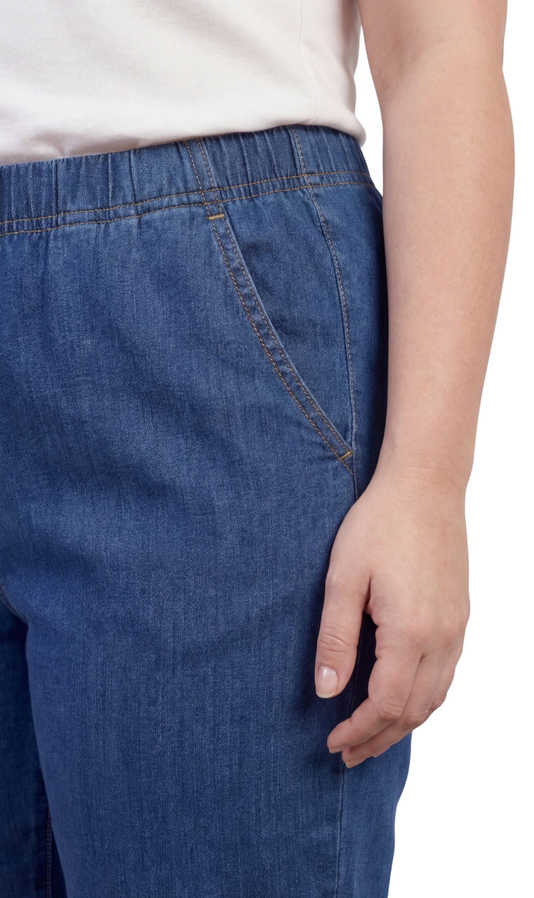 Women's Lightweight Pull-On Denim Jeans with Elastic Waist – Relaxed Fit Stretch Jeans for Casual Everyday Wear 26