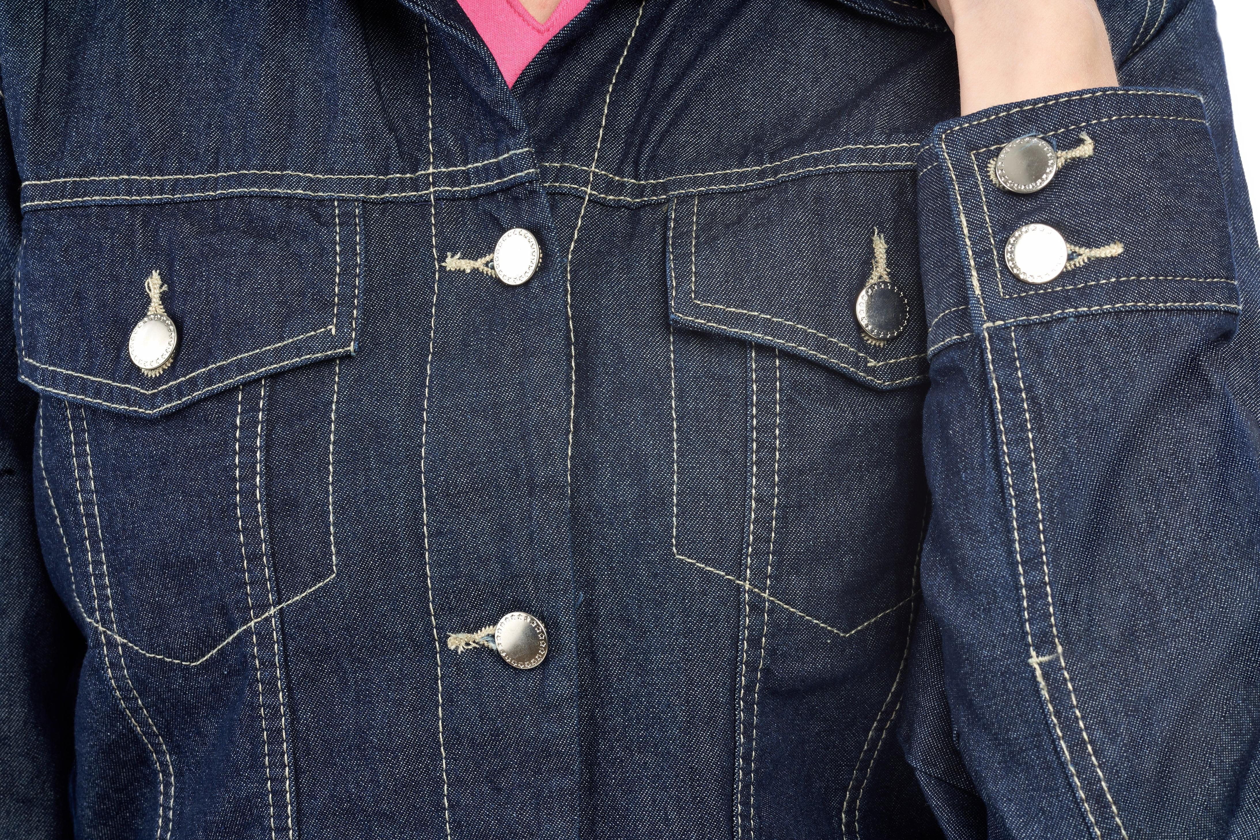 Women's Button Front Classic Denim Jacket - Indigo - Close up - TURTLE BAY APPAREL